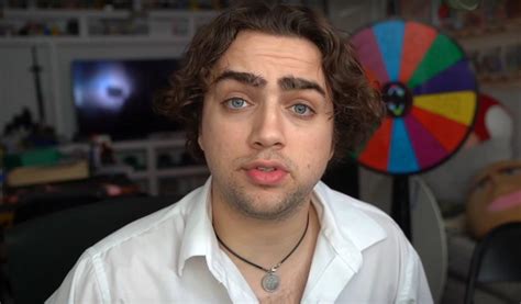 mizkif net worth|Mizkif Age, Net Worth, Girlfriend, Family, Sister, Height 2024 